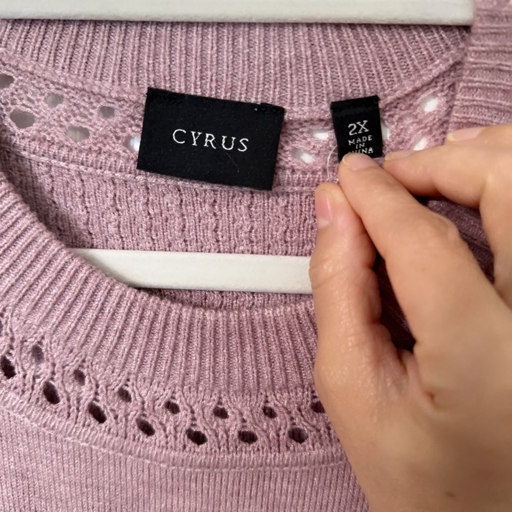 NWOT Cyrus Blush Knit Women's Sweater - Picture 4 of 9